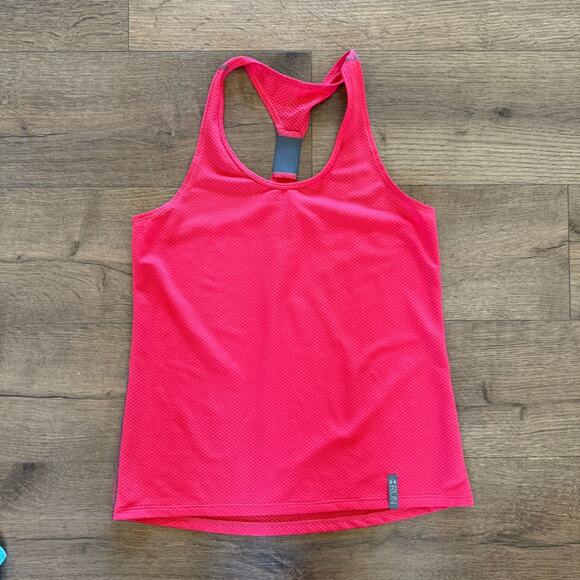 2 UNDER ARMOUR active tank top and shirt - Picture 6 of 7